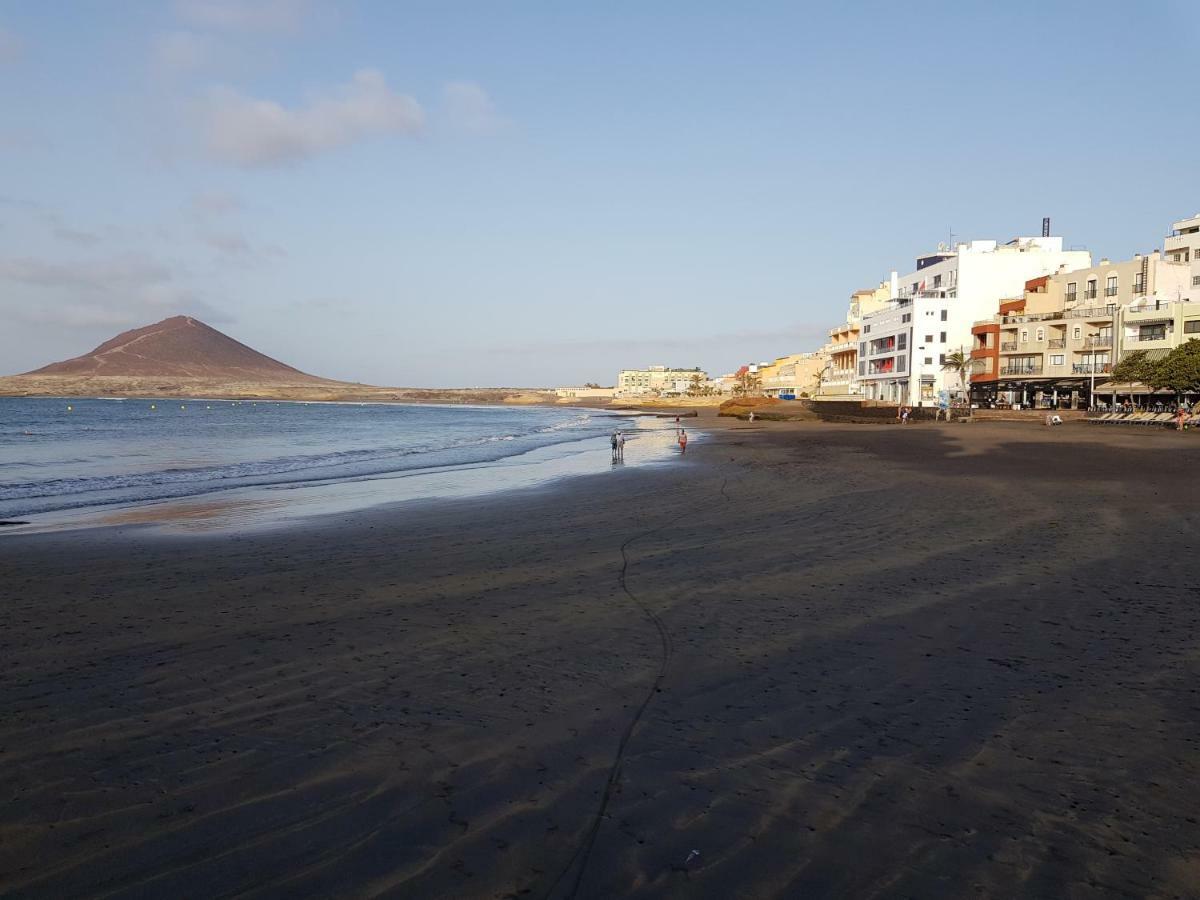 Alquilaencanarias-Medano Los Martines Beachfront A El Médano Dış mekan fotoğraf